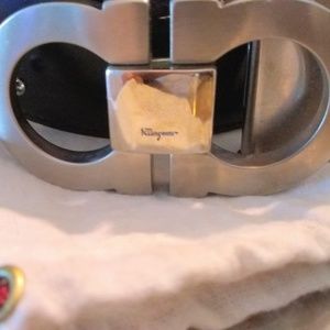 Salvatore Ferragamo men's belt. Size 32